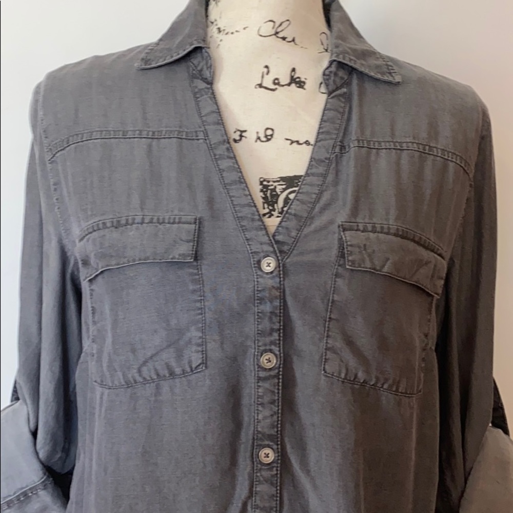 New York and Company gray button down shirt - Picture 7 of 8